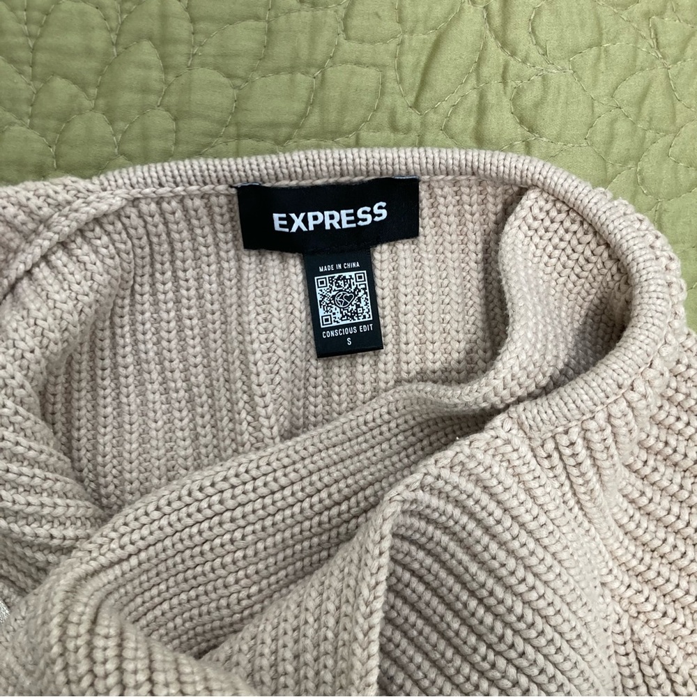 Express Sweater Top - Picture 5 of 5